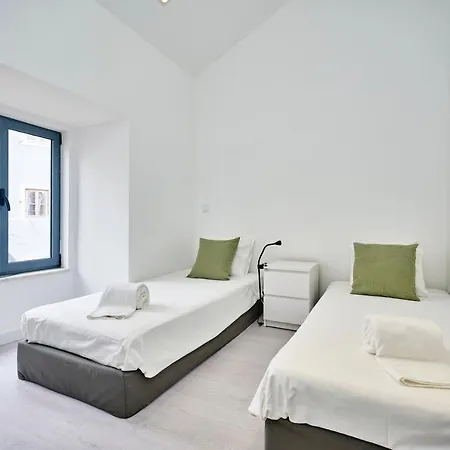アパート Altido Fabulous 3-br In Western *